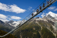 Inauguraron el puente colgante para peatones más largo del mundo