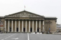 Diputados franceses no podrán contratar a familiares