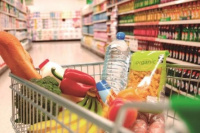 Los precios en supermercados aumentaron 5% en promedio el último mes 