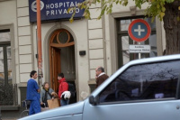 Mendoza: una anciana estuvo 8 horas en la guardia del Hospital Privado con la cadera quebrada
