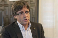 Presionan a Puigdemont para que proclame la república catalana
