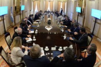 Macri volverá a recibir a los gobernadores para firmar un acuerdo nacional
