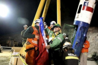 Los 33 mineros ofrecieron su ayuda a los tripulantes del ARA San Juan