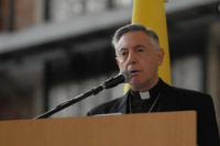  El Arzobispo de La Plata: “Papá Noel es un representante del imperialismo”