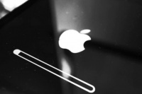 Apple confirmó que los fallos en los chips también afectan a sus dispositivos