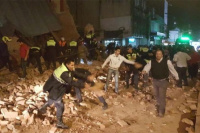 Se derrumbó un exteatro en Tucumán: al menos un muerto