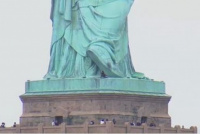 Trepó a la Estatua de la Libertad en señal de protesta contra el gobierno norteamericano