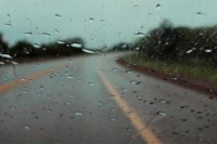 Llueve en varios departamentos y piden circular con precaución en Rutas Nacionales