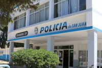 Policía baleado en la mano: el caso fue catalogado como un accidente laboral