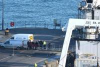 El cuerpo forense ya realiza investigaciones sobre el cuerpo rescatado del avión en el Canal de la Mancha