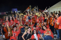 La orquesta de Niñez brilló ante el público en el Costanera Complejo Ferial