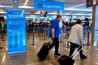 Coronavirus: dos pasajeros fueron aislados por presentar síntomas en el Aeropuerto de Ezeiza