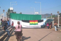 Coronavirus: bolivianos cortan la frontera porque no quieren 
