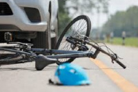 Una camioneta chocó a un menor que circulaba en bici