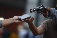 Violento robo a punta de pistola en Chimbas