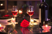 Pese a ser lunes, San Valentín se festeja con alta demanda en los bares y restaurantes sanjuaninos