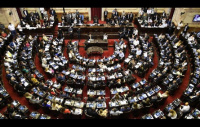 Ley Bases: oficialismo accedió a los cambios y mañana habrá dictamen en Diputados