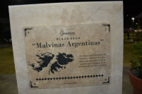 “Malvinas Argentina” así pasó a llamarse la plaza seca del Parque de Rivadavia