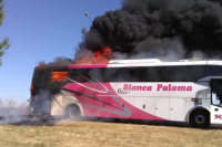 Un colectivo de Blanca Paloma ardió en llamas en San Luis