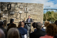 El gobierno provincial firmó un convenio con la Sociedad Israelita en el 79° aniversario del Holocausto 