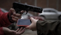 Tres detenidos tras asaltar y robar a punta de pistola a dos jóvenes en Chimbas