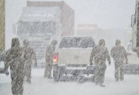 Rescate: más de 100 vehículos y 400 personas están atrapados bajo nieve entre Mendoza y Chile