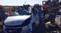 Fatal accidente: Dos amigas de 20 años murieron tras volcar con el auto