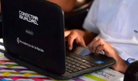 Fingía arreglar las netbooks del Gobierno, pero en realidad las robaba y revendía