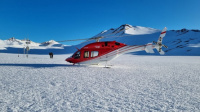El helicóptero de la provincia presta sus servicios para realizar la medición de nieve en la Cordillera
