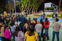 Juan José Orrego inauguró un amplio polideportivo en el Barrio Gendarme Argentino 