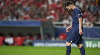 Alarma total: Messi pidió el cambio y se fue directo al vestuario