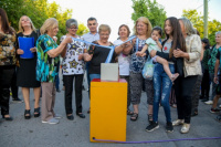 Fabián Gramajo inauguró la nueva iluminación led en el Barrio Mercedario