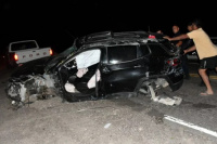 Violento choque entre un camión y una camioneta en Albardón
