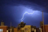 Continúa la alerta amarilla por posibles tormentas fuertes en San Juan