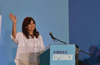 CFK respondió a los canticos pidiendo por 