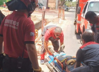 Dos operarios sufrieron un grave accidente tras un derrumbe en una obra en Santa Lucía