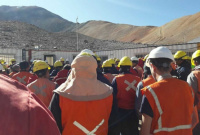 Cientos de los empleados que fueron despedidos en Veladero realizarán obras en Iglesia