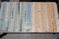 Se negó a dejar su valija en la bodega de un micro y le encontraron más de $7 millones