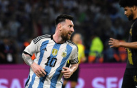La Selección Argentina se despidió del país con goleada a Curazao y show de Messi