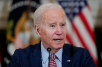 Joe Biden firmó la ley que pone fin a la emergencia nacional por el COVID-19