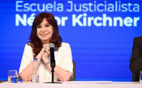 Cristina Kirchner pidió revisar el acuerdo con el FMI y apuntó contra Javier Milei