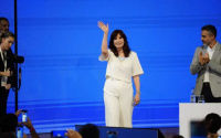 Cristina Kirchner encabezará el acto del 25 de mayo luego de confirmar que no será candidata