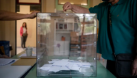 Elecciones en Grecia: los conservadores buscan retener el Gobierno frente a la oposición de izquierda