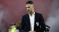 Uno de los defensores apuntados por River renovó con su club y no llegará al Millonario