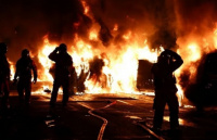 Más de 660 detenidos y casi 250 policías heridos en Francia durante las protestas