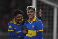 Boca venció a Independiente 2 a 0 en Avellaneda