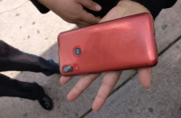 En Rawson: vecinos impidieron que una mujer sufra el robo de su teléfono
