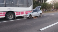 Violento choque con un colectivo de la Red Tulum dejó un herido grave