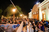 Feria del Andén: sábado con arte diseño y música en vivo en Capital