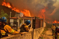 Incendios en Córdoba: el fuego alcanzó viviendas y hay personas evacuadas